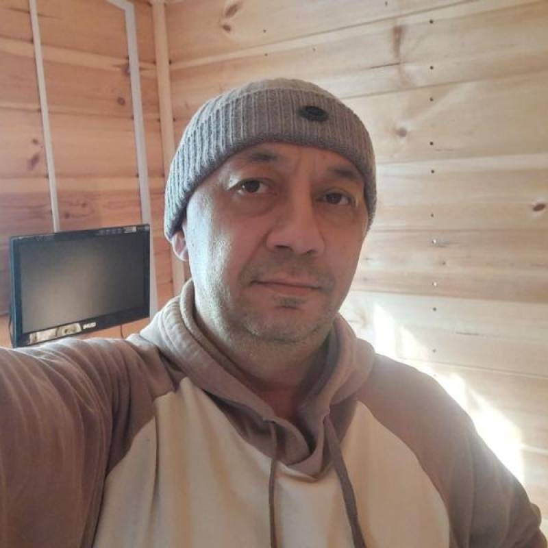 Zufar, 52, anywhere