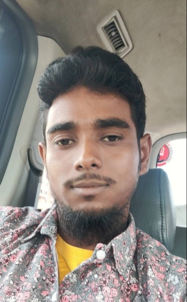 MD shuvo, 37, Dhaka