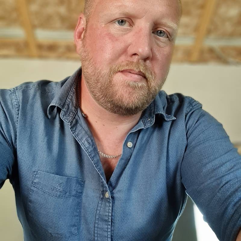 Verner, 43, Kenya