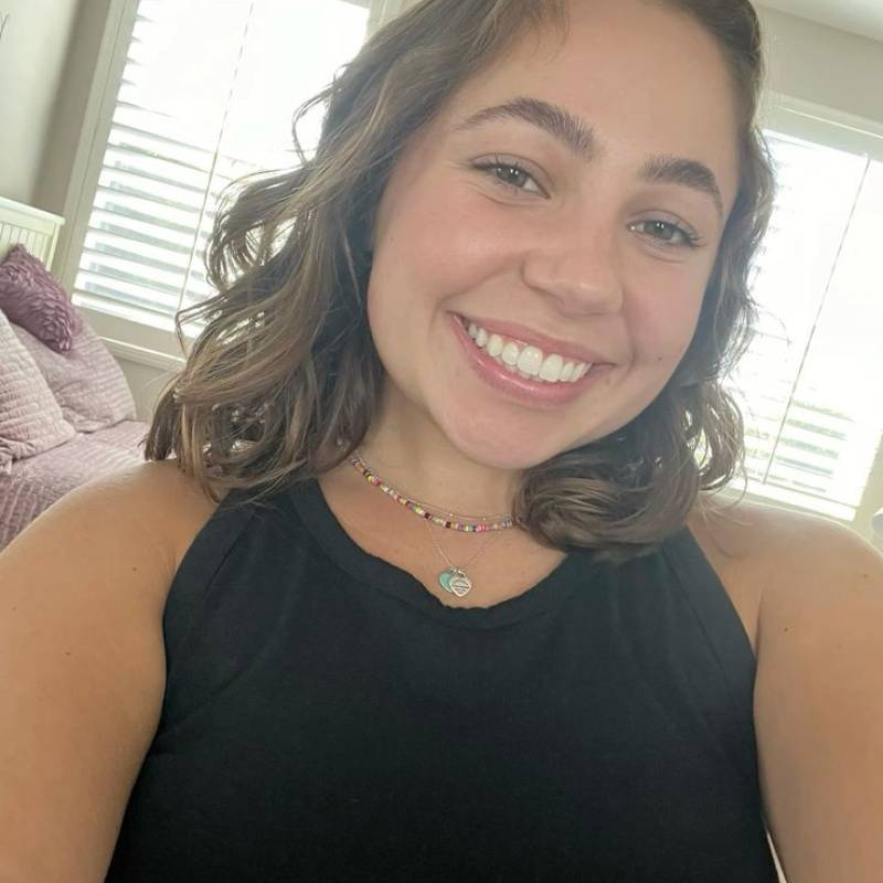 Jasmine, 24, Dom ale
