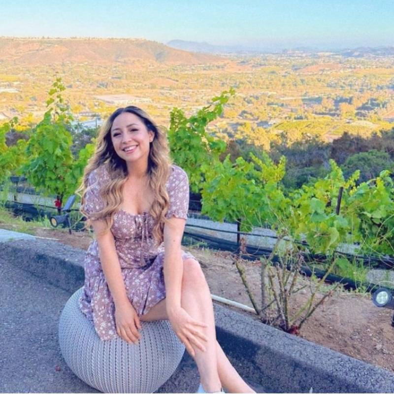 Lara, 37, B