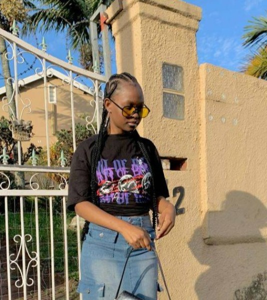 Lashna, 21, Now live in Qatar Doha
