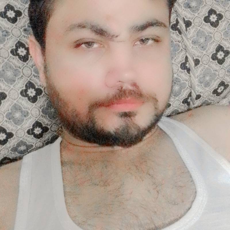 Shah, 33, carlifonia