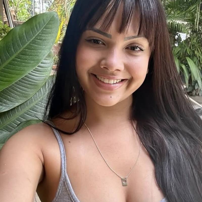 Mia, 32, Zurich