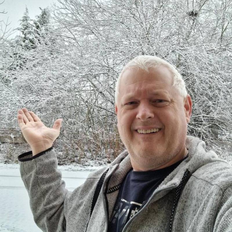 Mike, 64, The Hauge