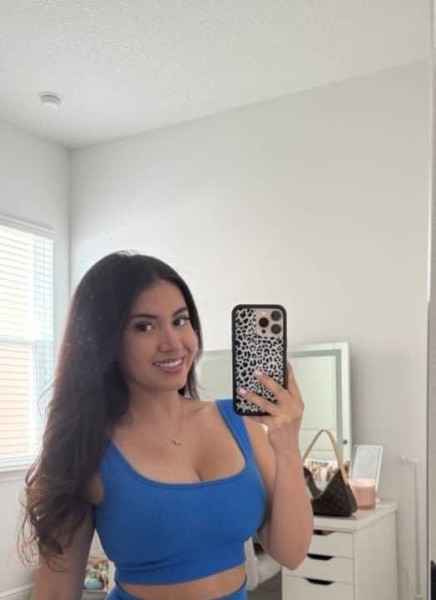 Laura Rasmussen, 37, taxes