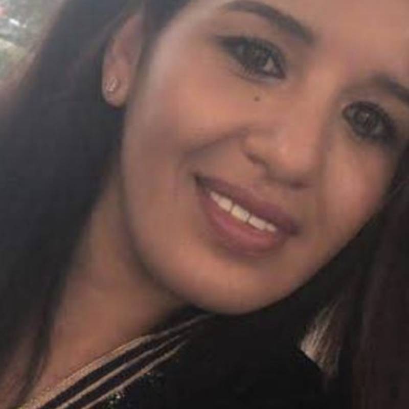 Yas, 42, Bangladesh
