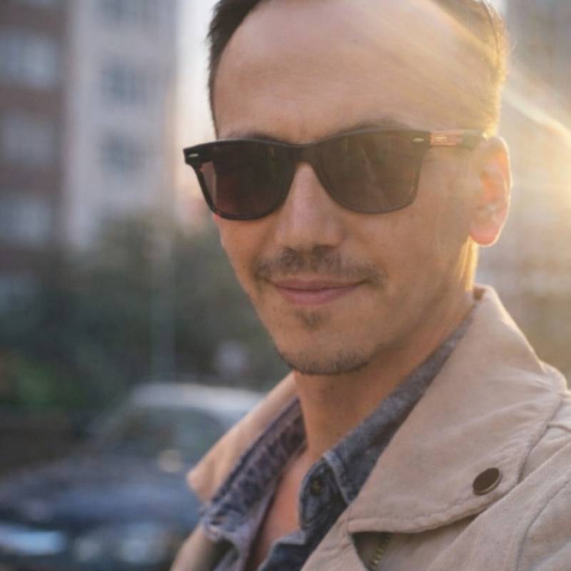Hakonen, 36, LA