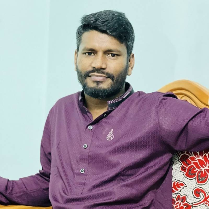 Ahamed, 33, United state