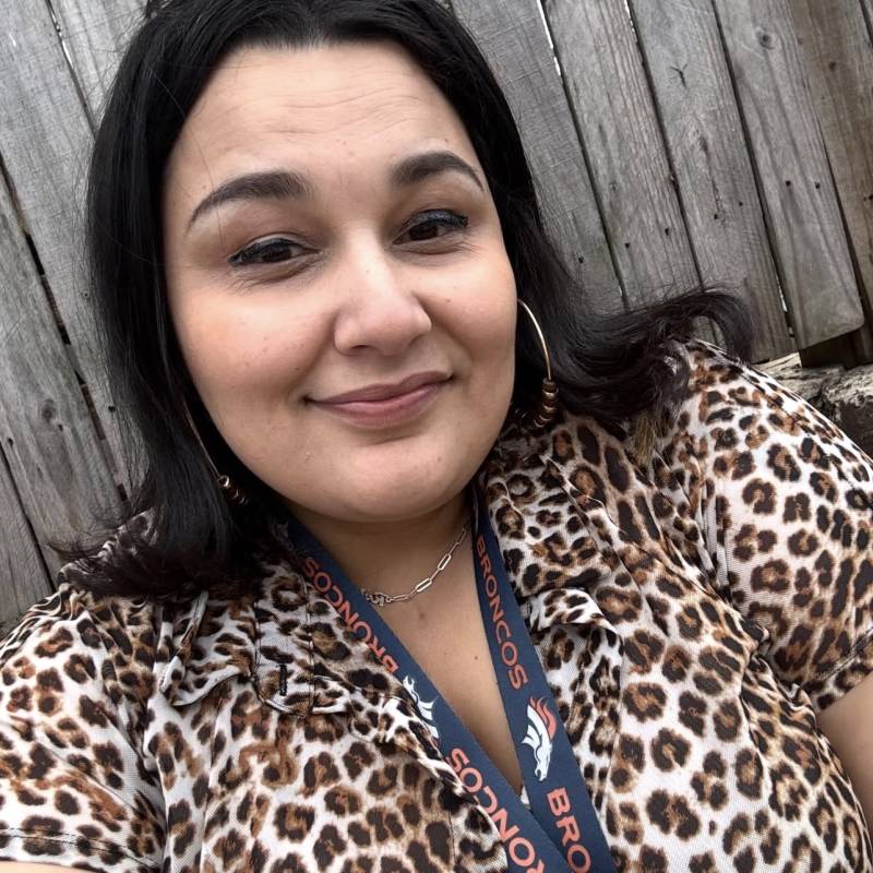 Lorissmith, 40, UK