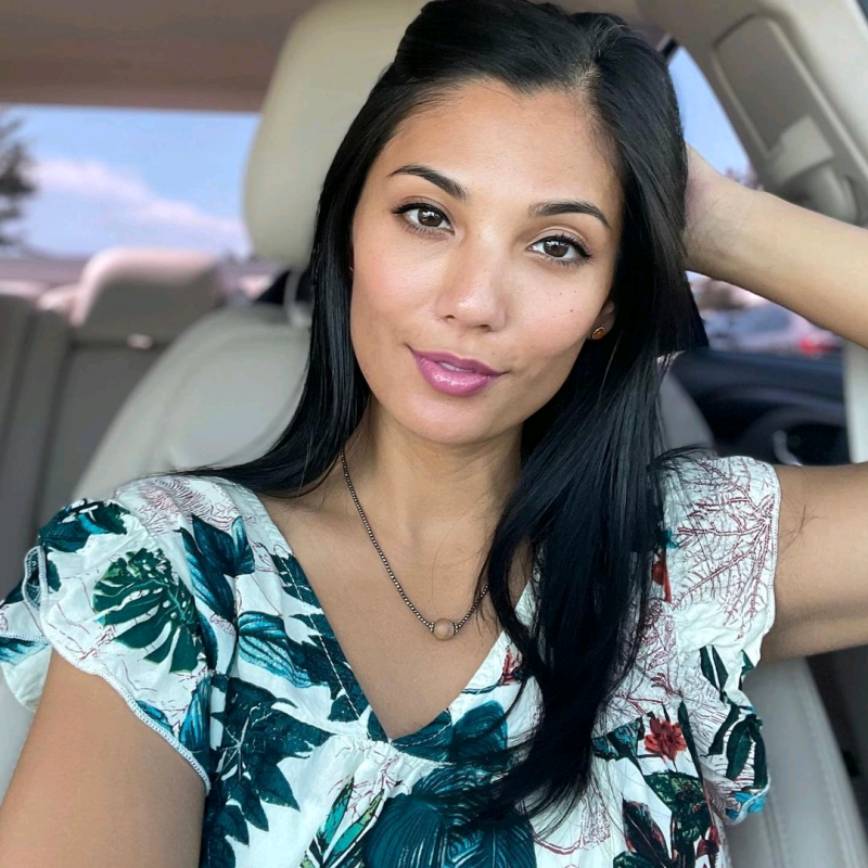 Harley, 38, Dom ale