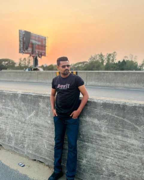 Yousof, 24, Laxmipure