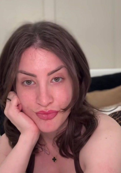 Angela, 37, Sweden