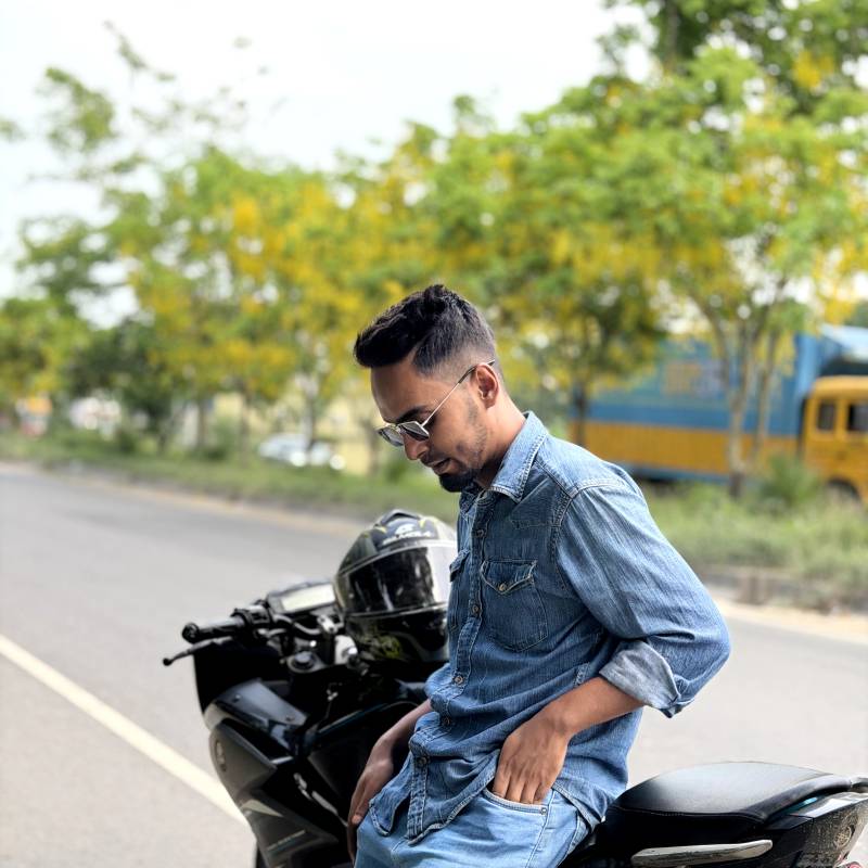 SHuvo, 25, Dhaka badda