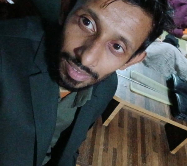 Arif, 34, Scotland United Kingdom