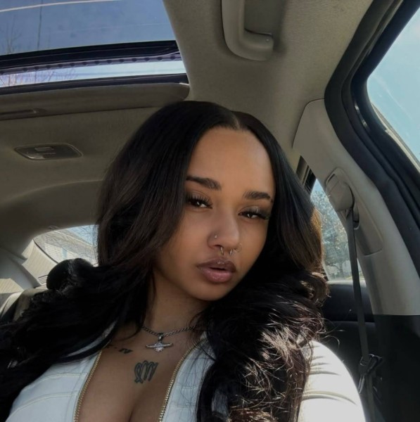 Camila, 23, LA