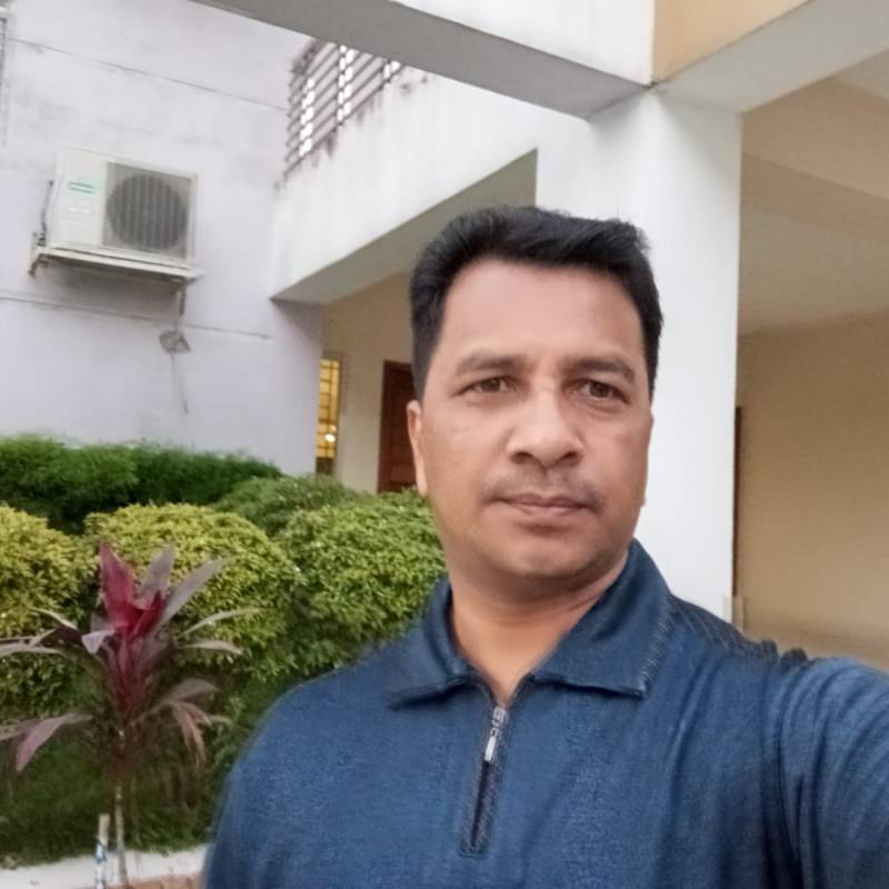Rabbi Chowdhury, 35, The Hauge