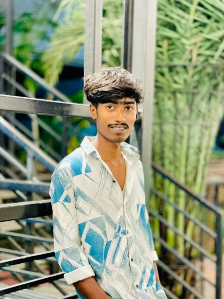 Minhaz uddin shoel, 19, United Arab Emirate