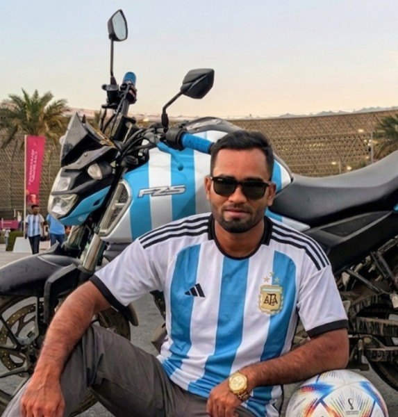 Somrat, 26, Brazil S o Paulo