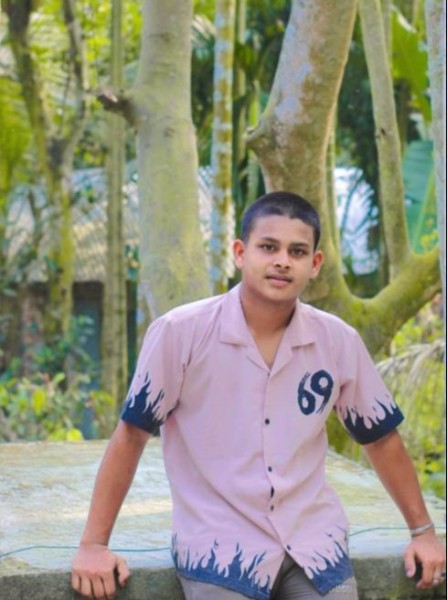 Prince sazzad, 18, DAKAR