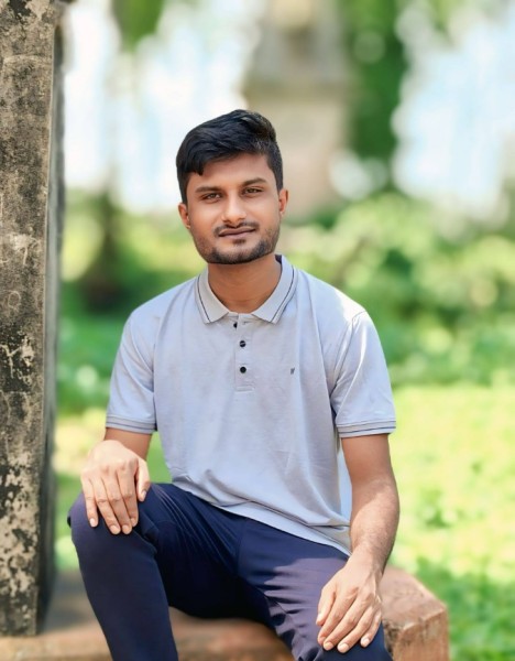 Mehedi, 25, Cairo