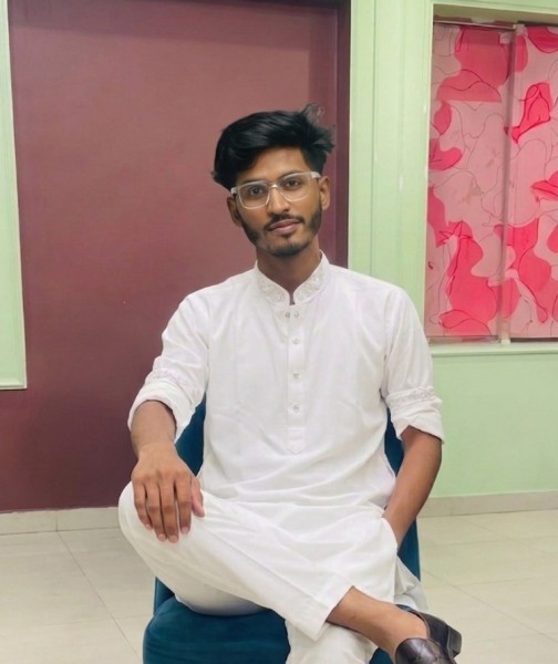 Al-Amin, 26, Sjxyjfh