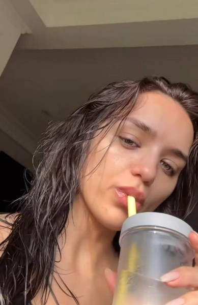 Kimberley, 27, Goa
