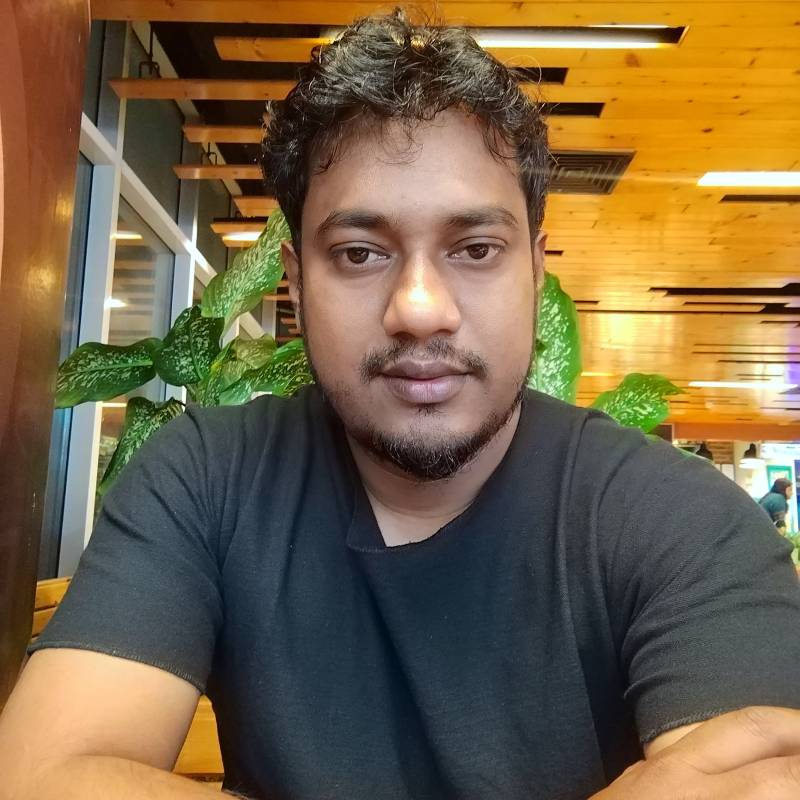 Munna, 33, taxes