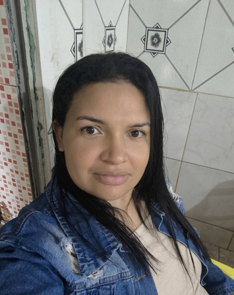 Valdirene, 32, Montreal
