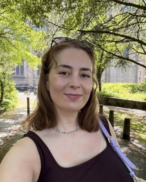 Belinda, 40, Montreal