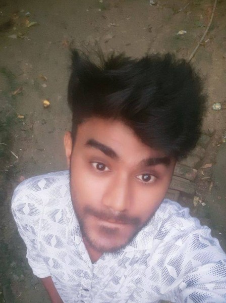 Rakesh Roy, 26, borguna