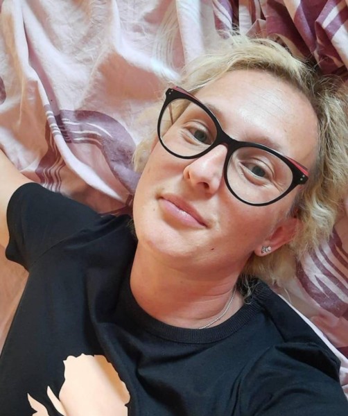 Clarabelle, 31, The Hauge