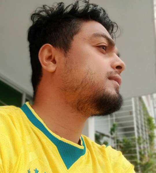Pavel, 29, netherland