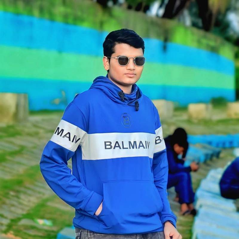 Hesam uddin, 26, uk