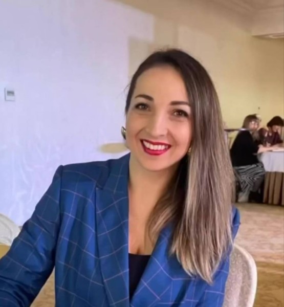Aisha, 35, Australia