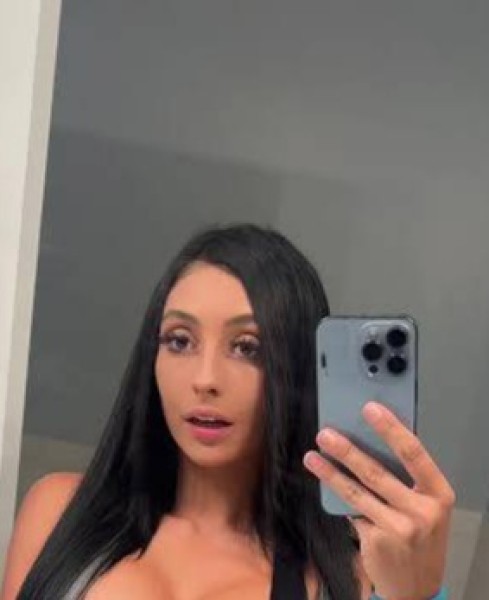 Indiana mylf, 31, Now live in Qatar Doha