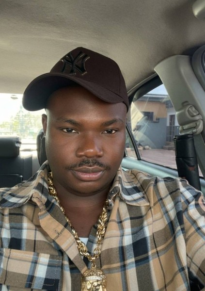 Lester, 31, Current in pakistan