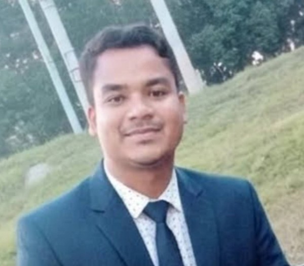 ESHAN, 38, Cleveland Ohio