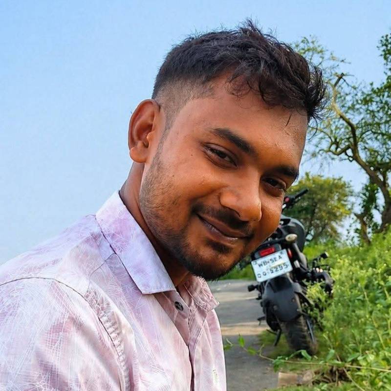 Shakil, 30, Florida