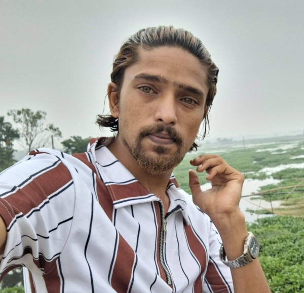 Khan Emon, 31, Victorville California