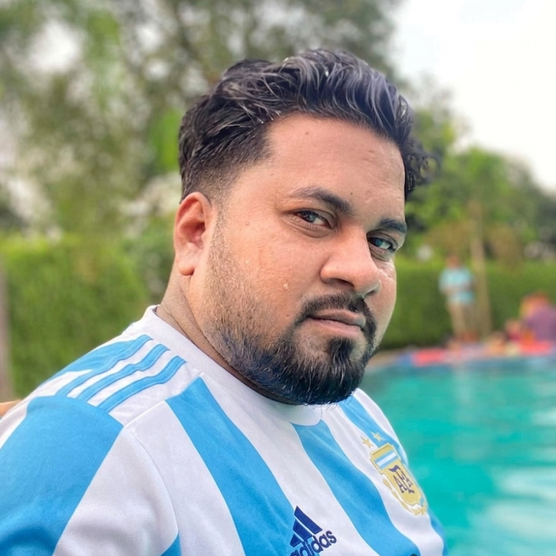 Md Gm sojol, 34, Dhaka Bangladesh