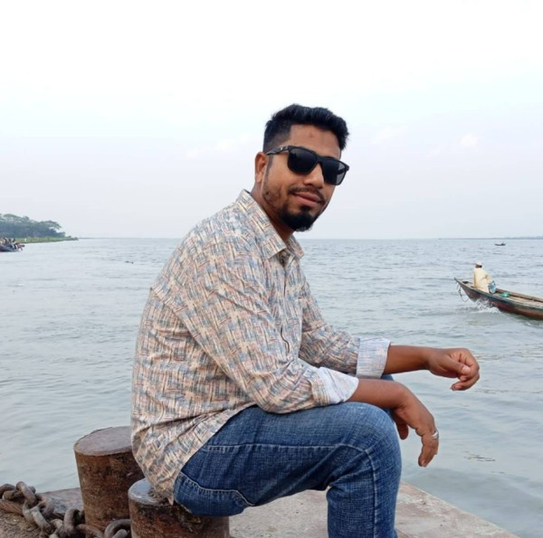 Md Hasan Sikder, 32, Kurigram Bangladesh