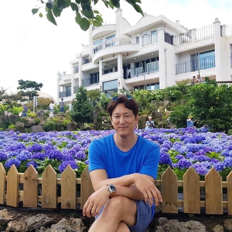 wanglee, 54, Banner Illinois