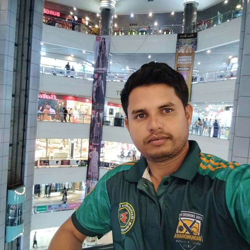 Naim, 24, UK