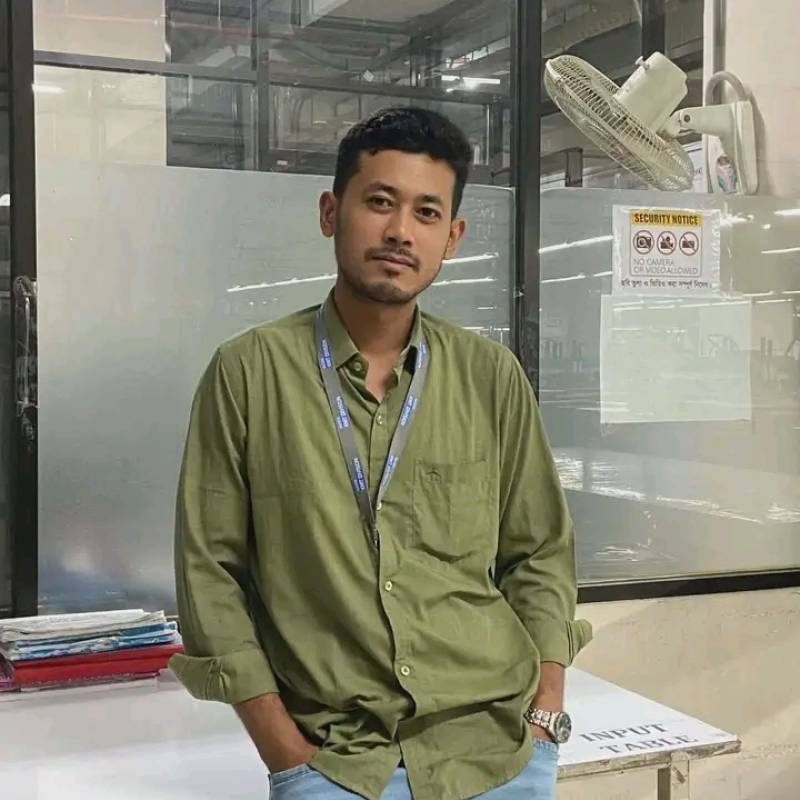 Tanoy, 32, Colombia