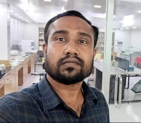 Reza, 37, jekapbils