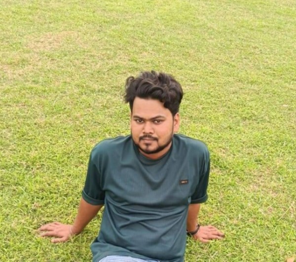 Eshan, 25, Georgia