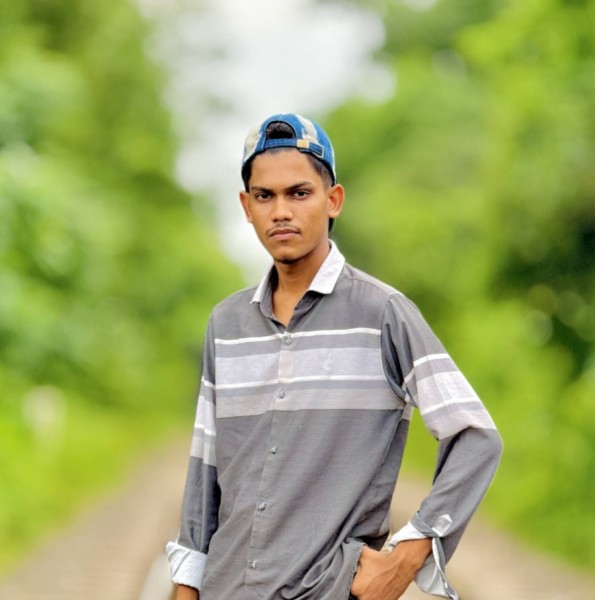 Rupchan, 26, Chicago