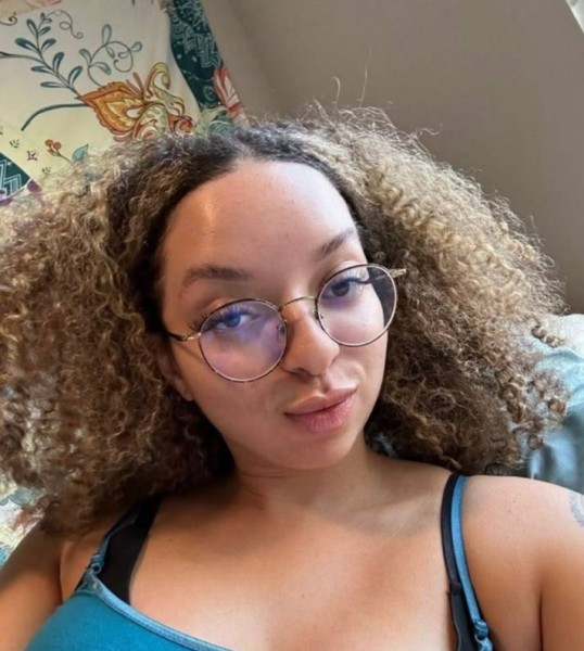 ZarinaTravia39160 dating
